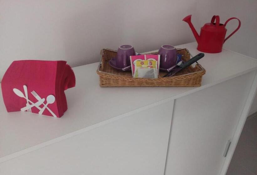 اتاق استاندارد, La Staccionata Bianca