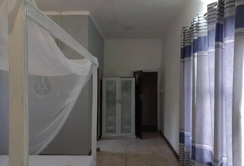 اتاق استاندارد با تخت بزرگ, Captains Villa   Where Lake Malawi And Shire River Meet, Historical Hotel At Waterfront Next To The