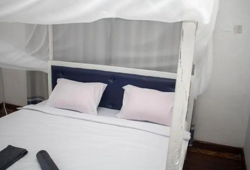 اتاق استاندارد, Captains Villa   Where Lake Malawi And Shire River Meet, Historical Hotel At Waterfront Next To The