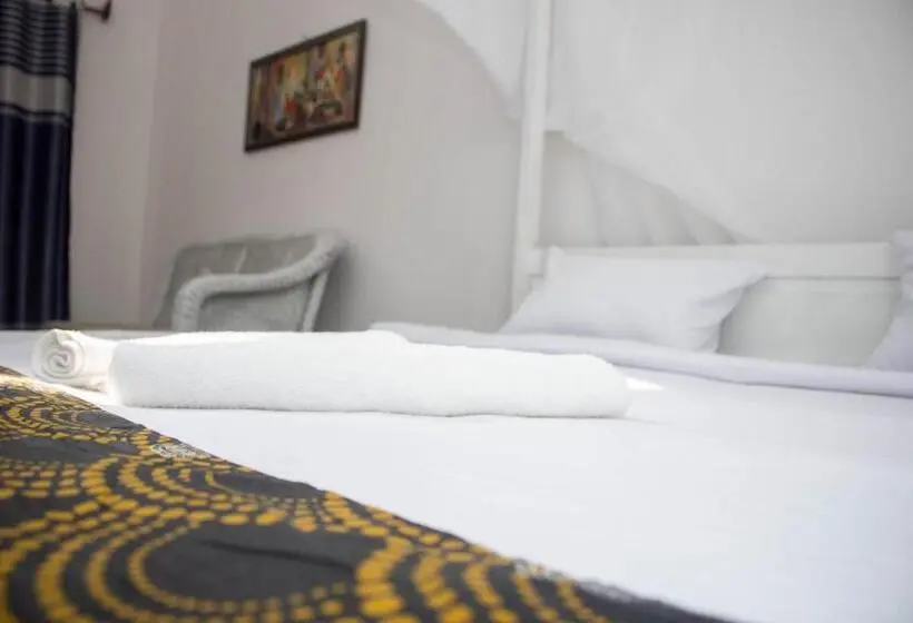 اتاق لوکس, Captains Villa   Where Lake Malawi And Shire River Meet, Historical Hotel At Waterfront Next To The