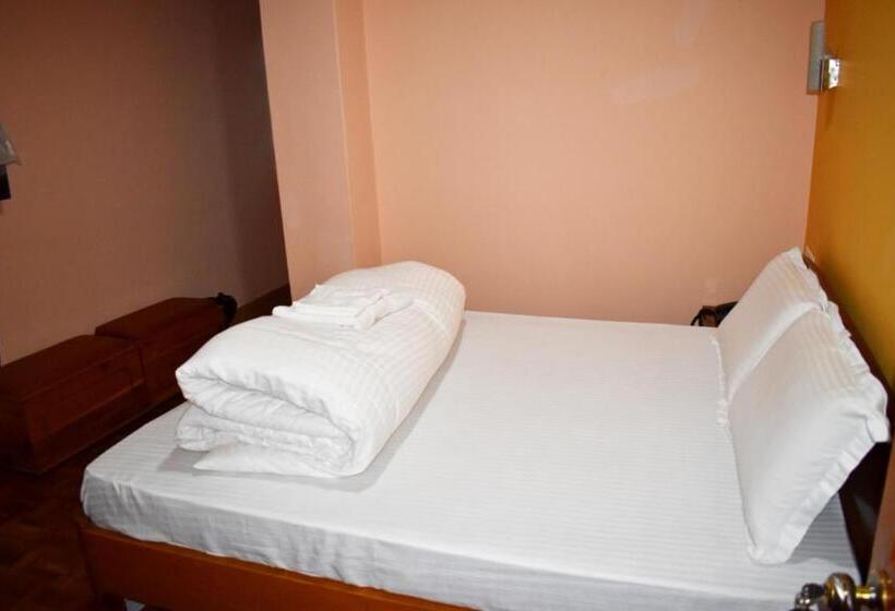 エコノミールーム, Alpine Guest House