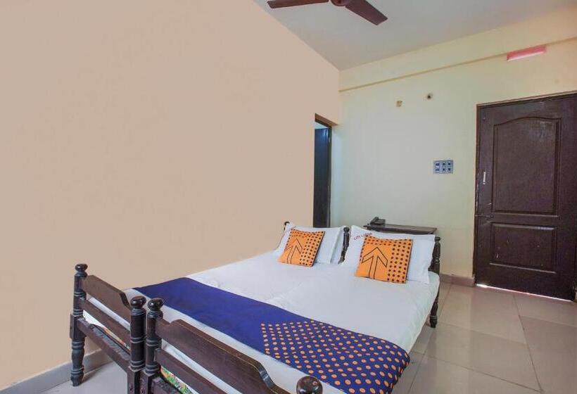 غرفة كلاسيكية ثلاثية, Spot On City Lodge