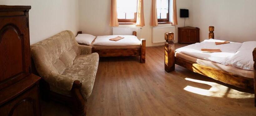 豪华套房, Apartmány šachty