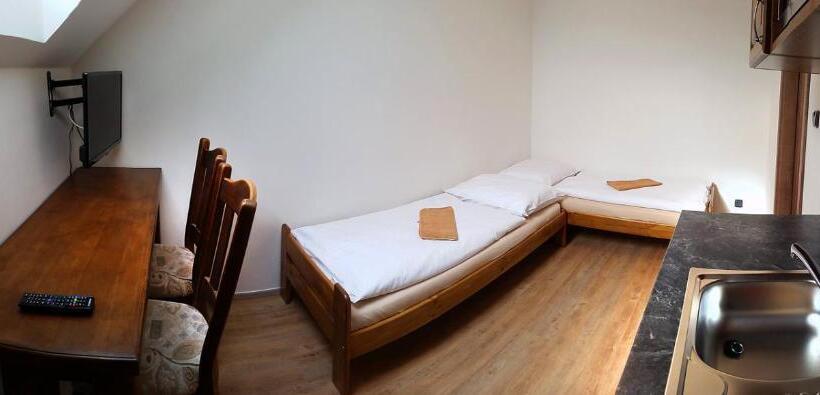 디럭스 스위트, Apartmány šachty