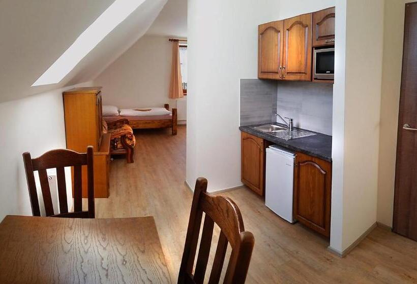 스위트, Apartmány šachty