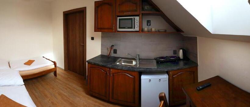 수피리어 스위트, Apartmány šachty