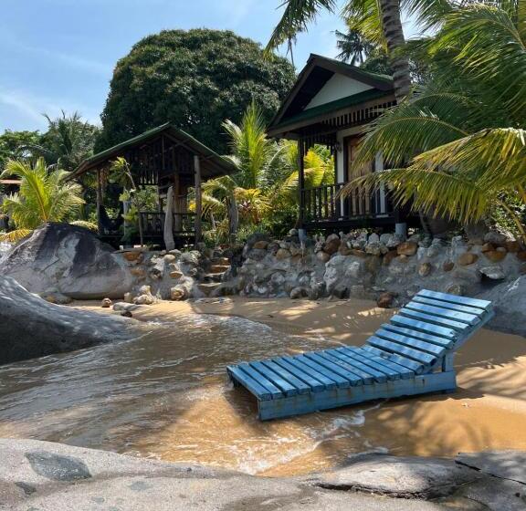 בקתת חדר, Beach House