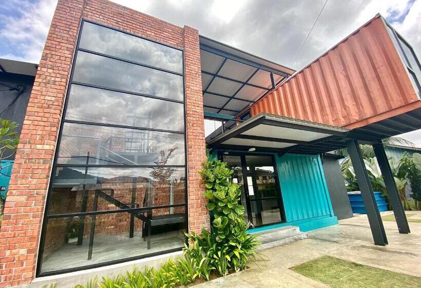 标准间, Reserve The Cozytainer