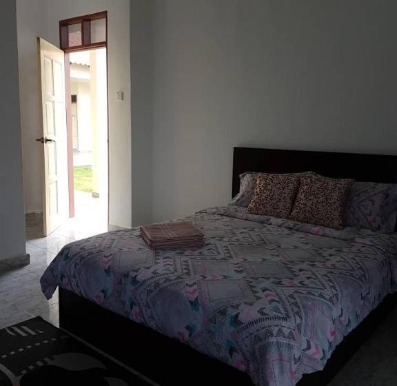 חדר דלוקס, The Kallang House