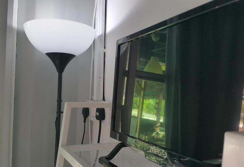 Четырехместный Номер Deluxe, Dangau Sala D Kontena