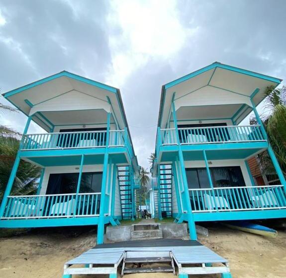 Номер Deluxe Вид на Море с Балконом, Pondok Beach Shack