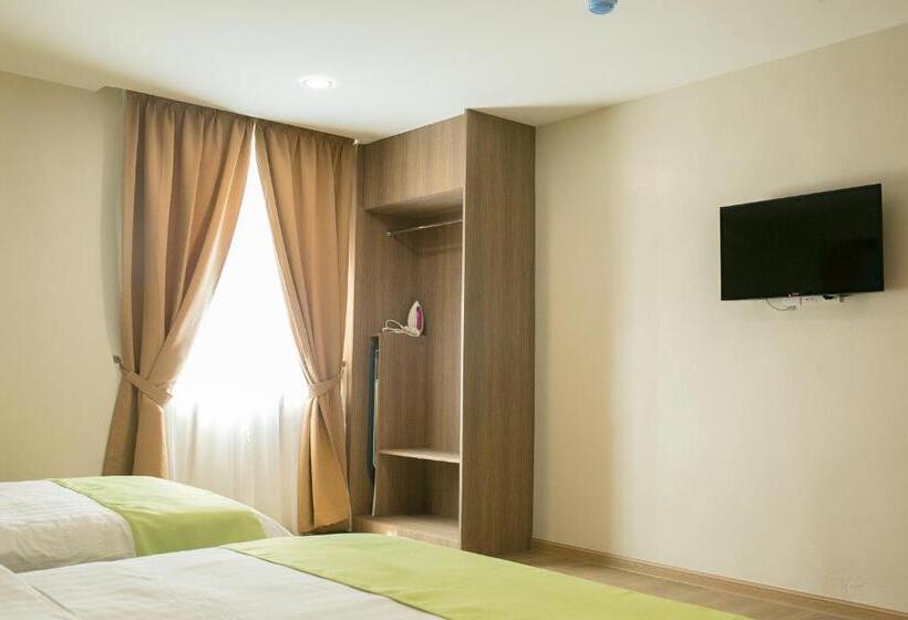 Трехместный Номер Deluxe, Savana Hotel & Serviced Apartments