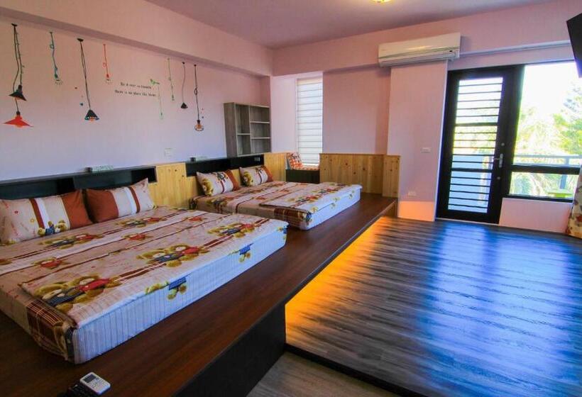 اتاق خانوادگی, Air Force