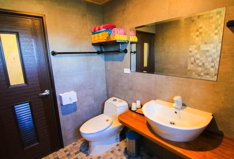 سوییت خانوادگی, Air Force