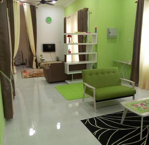 بنجلو قياسى 3 غرف نوم, Airport Kelantan Homestay & Transit