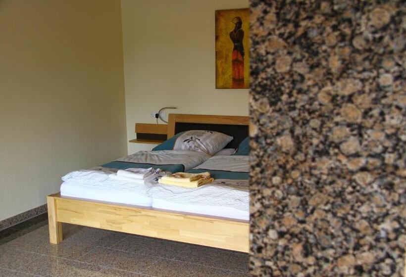 غرفة قياسية, Bistro Im Ring