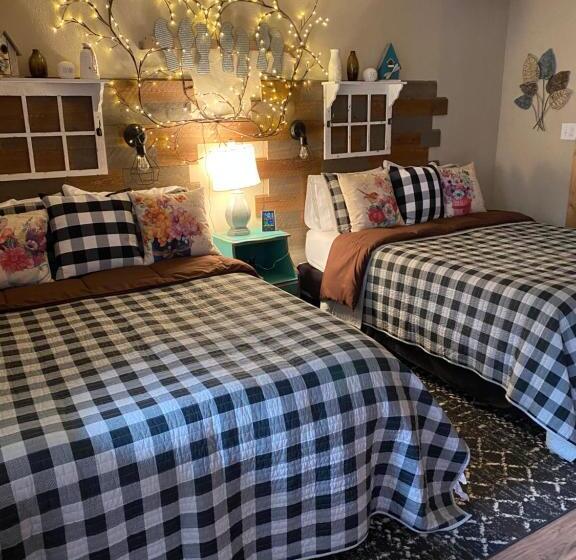 高级大房间, Dusty Boots Motel & Cafe