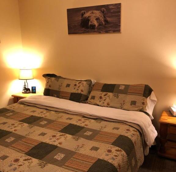 Номер Deluxe, Dusty Boots Motel & Cafe