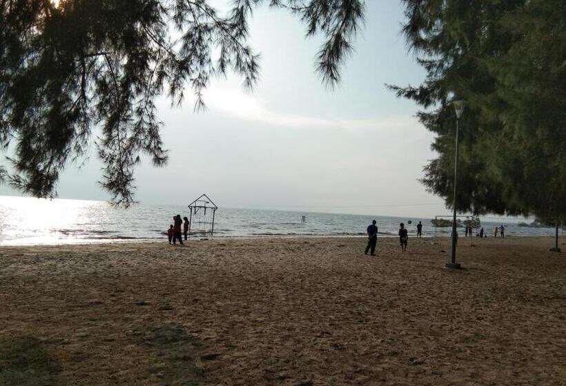 إستوديو قياسى, Gold Coast Morib International Resort Studio Room