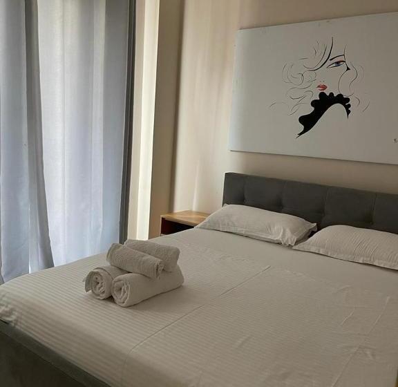 דירת שני חדרים, Adria