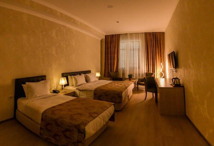 اتاق استاندارد سه نفره, Ammar Grand