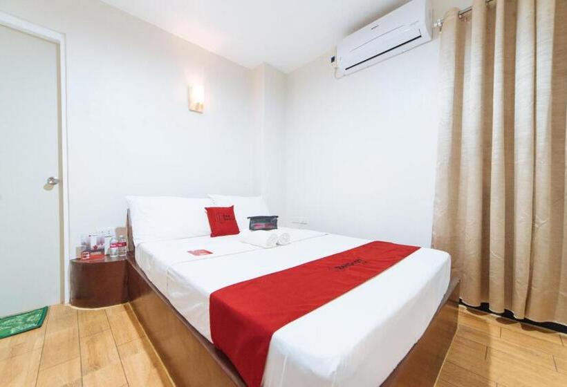 חדר דלוקס, Reddoorz At Nirvana Pension House