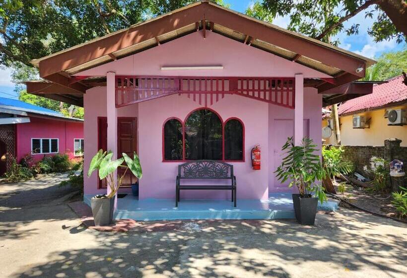 اتاق خانوادگی, Gecko Guesthouse