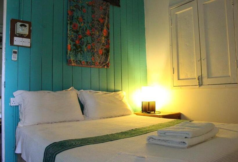 غرفة قياسية مطلّة علي الحديقة, Nanga Damai Homestay