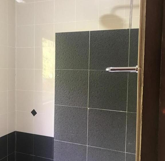 غرفة قياسية مطلّة علي البحر, Nanga Damai Homestay