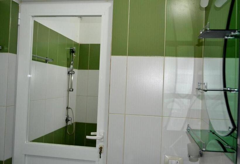 חדר סטנדרט, Nuovo Sun Golem