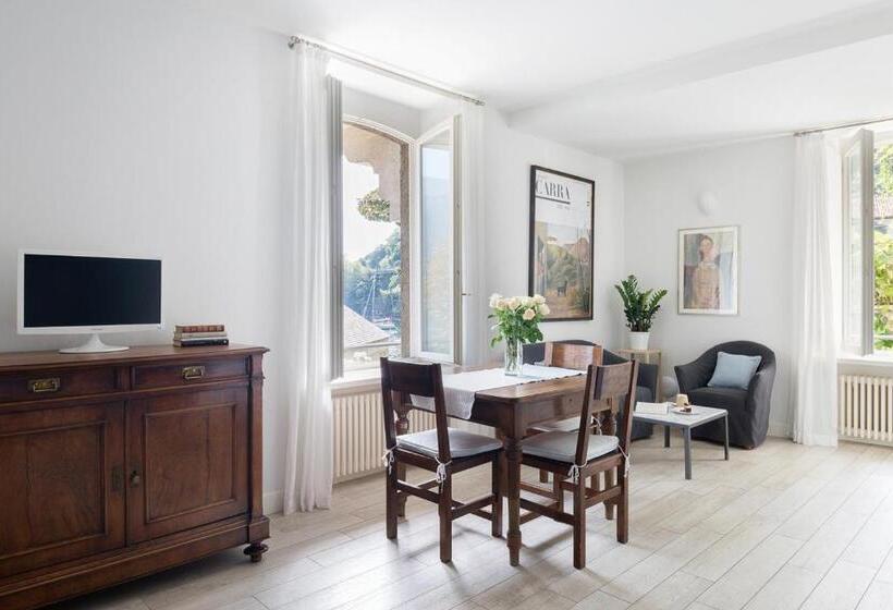 1 Bedroom Apartment Lake View, Villa Maria Apartments