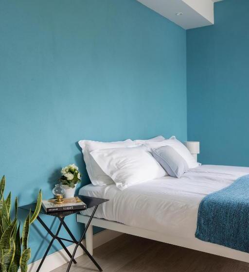 Standard studio with lake view, Villa Maria Apartments