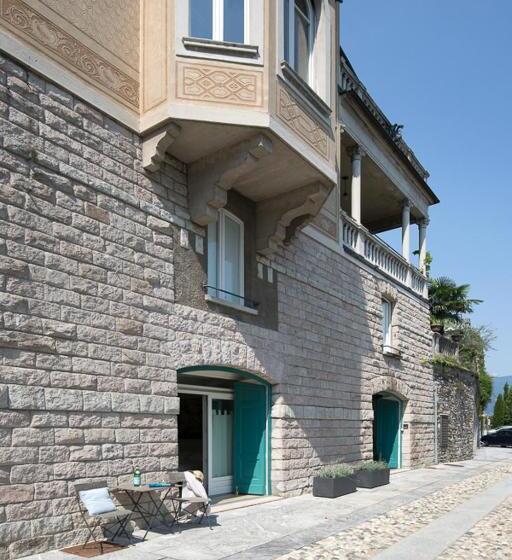 Standard studio with lake view, Villa Maria Apartments