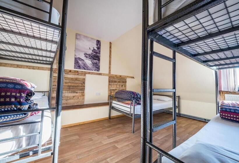 스탠다드 5인객실, Anglesey Outdoors