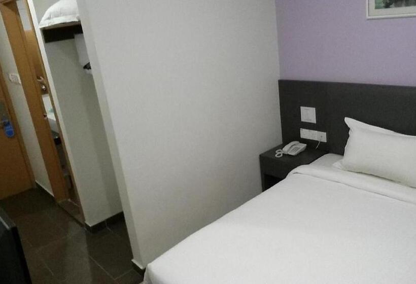 Quarto Estandar Individual, Mj