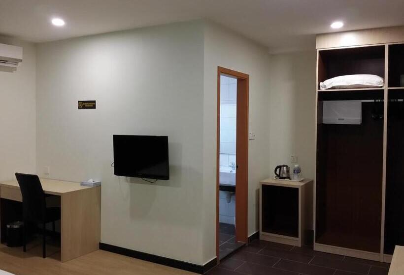 Quarto Triplo Deluxe, Mj