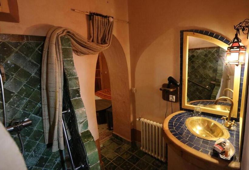 标准间, Dar Jnan Tiouira Dades