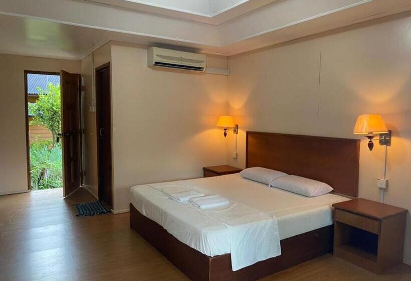 کلبه ییلاقی دلوکس یک خوابه, Cozy Resort