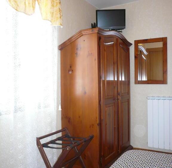 اتاق استاندارد یک نفره, Albergo Belvedere
