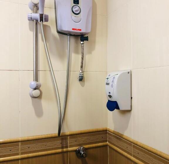 バルコニー付きスーペリアルーム, Chua Gin