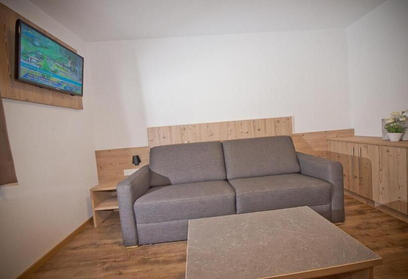 آپارتمان 1 خوابه با بالکن, Haus Notburga