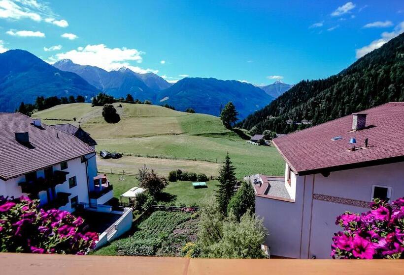 آپارتمان 2 خوابه با بالکن, Haus Notburga