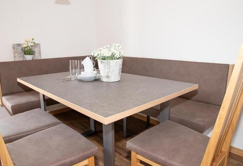 آپارتمان 3 خوابه, Haus Notburga