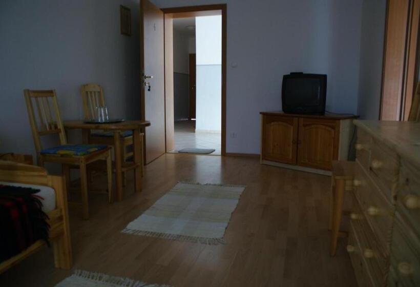 スタンダードルーム, Kék Vendégház Family Resort