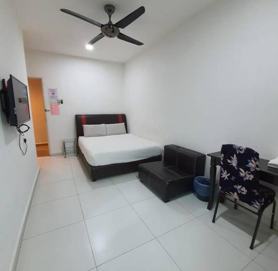 اتاق لوکس, Kompovilla