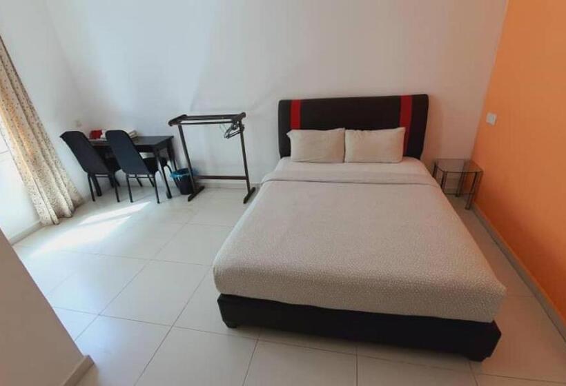 اتاق لوکس, Kompovilla