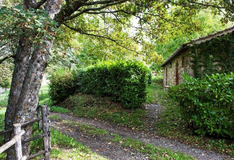 Студио Стандарт Вид на Сад, Torre Camigliati Dimora Storica