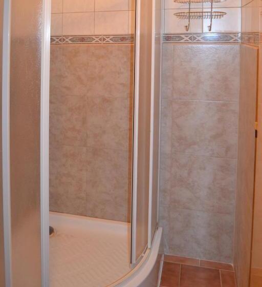 标准间, Pension Skalka