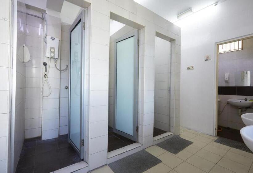 חדר סטנדרט לשלושה, Ros Heritage Motel