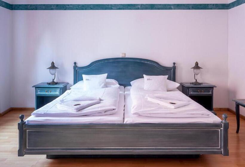 اتاق استاندارد, U Nautic Restaurant & Pension